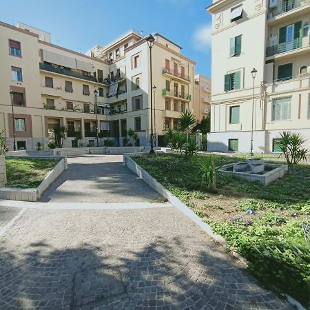 Come A Casa Pretty Apartment 리도디오스티아 외부 사진