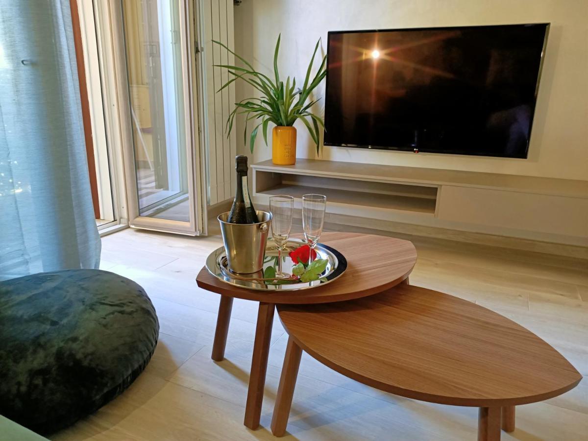 Come A Casa Pretty Apartment 리도디오스티아 외부 사진